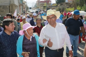 Recorrió las calles de Nealtican, San Nicolás de los Ranchos, Calpan, Domingo Arenas, Juan C. Bonilla