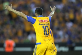 Tigres se queda con el cl&aacute;sico regio