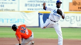 Este lunes, se cantará el playball del quinto juego de la serie.