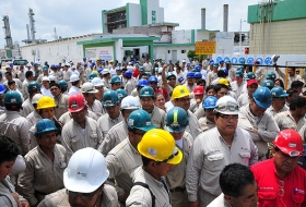 Despedirán a 10 mil trabajadores