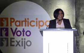 Con propuestas sólidas Roxana Luna participó en el Encuentro Empresarial con candidatos