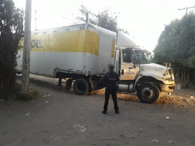 Los maleantes abandonaron la unidad 