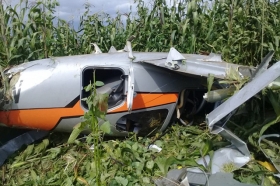 Así quedó la avioneta tipo Cirrus de modelo reciente   