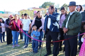 Mario de la Rosa continúa trabajando en beneficio de Amozoc 