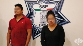 Detienen en Amozoc a dos presuntos ladrones de vehículos