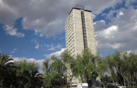 Elevador se cayó en un edifico.