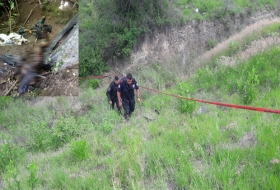 Encuentran cadáver en barranca