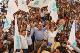 Tony Gali garantiza infraestructura y atención al campo en Chiautla de Tapia