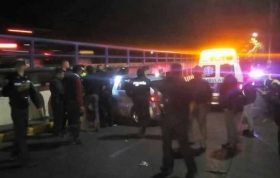 El lugar fue acordonado por polic&iacute;as.