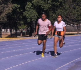 Lejos de desanimarse, se enfocó en hacer ejercicio y practicar actividades deportivas