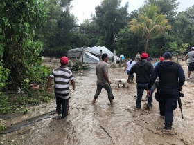 Pobladores piden la intervención de protección civil 